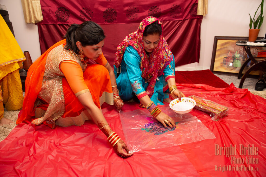 rangoli, tradition, indian, sikh, punjabi, wedding, photography, edmonton, calgary, banff, canmore, bright, bride, brightbride